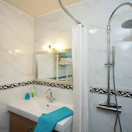 Charming Holiday In Katwijk South Holland With Terrace