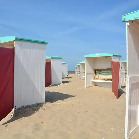 Charming Holiday In Katwijk South Holland With Terrace Ferienhaus Katwijk aan Zee