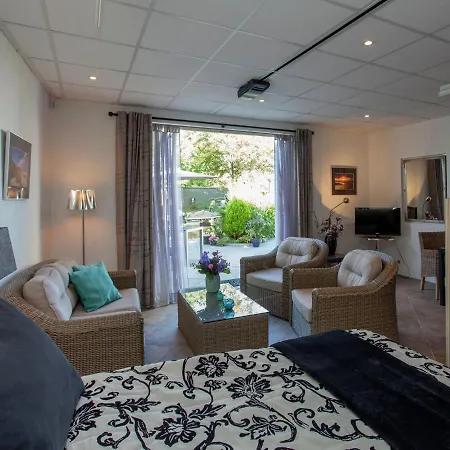 Charming Holiday In Katwijk South Holland With Terrace Ferienhaus